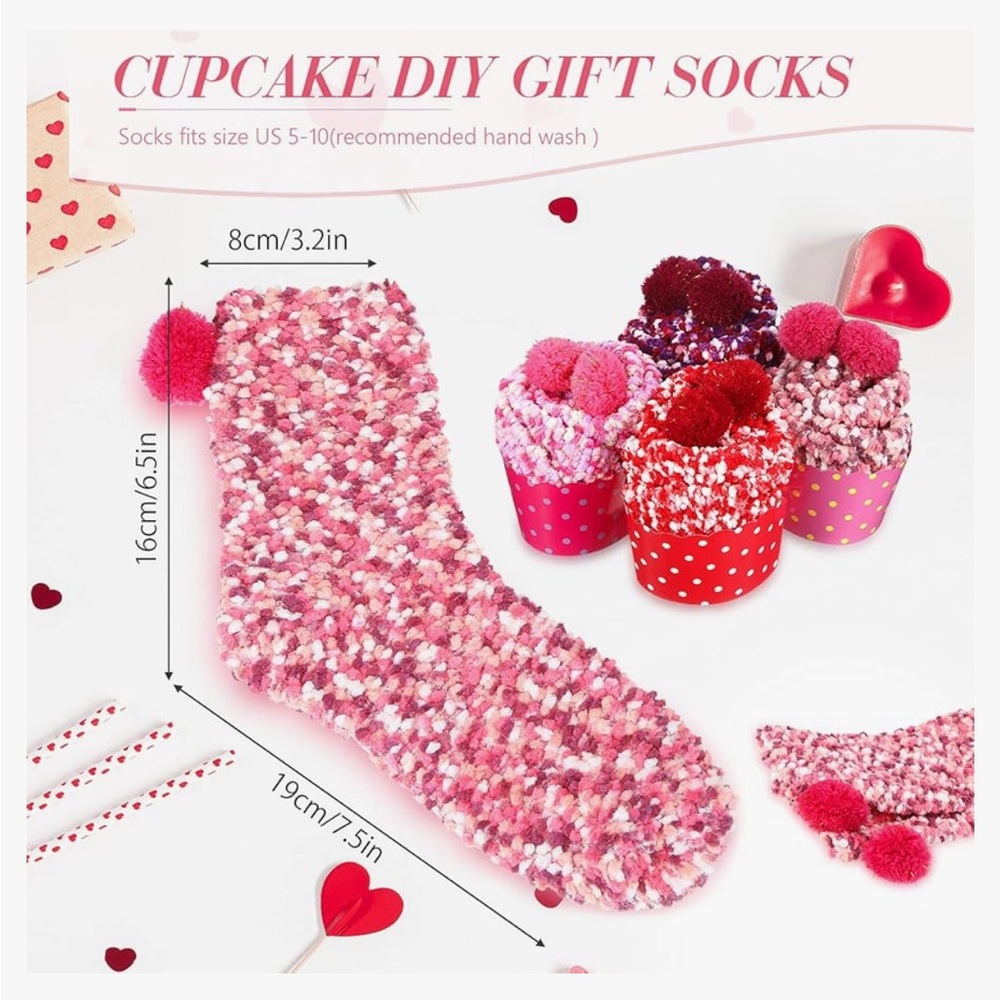 1 Valentines Cozy cupcake Pom-Pom Socks NIB - Picture 2 of 8